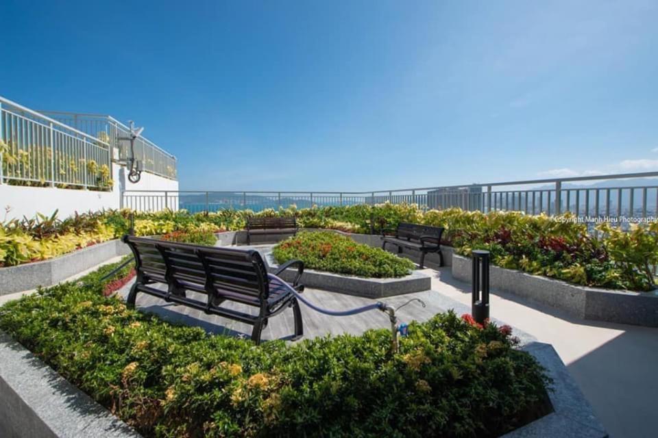 Апартаменты Scenia Bay Oceanfront By Housing Нячанг Экстерьер фото