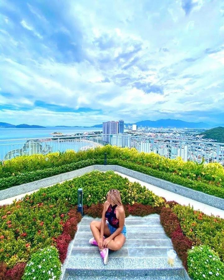 Апартаменты Scenia Bay Oceanfront By Housing Нячанг Экстерьер фото