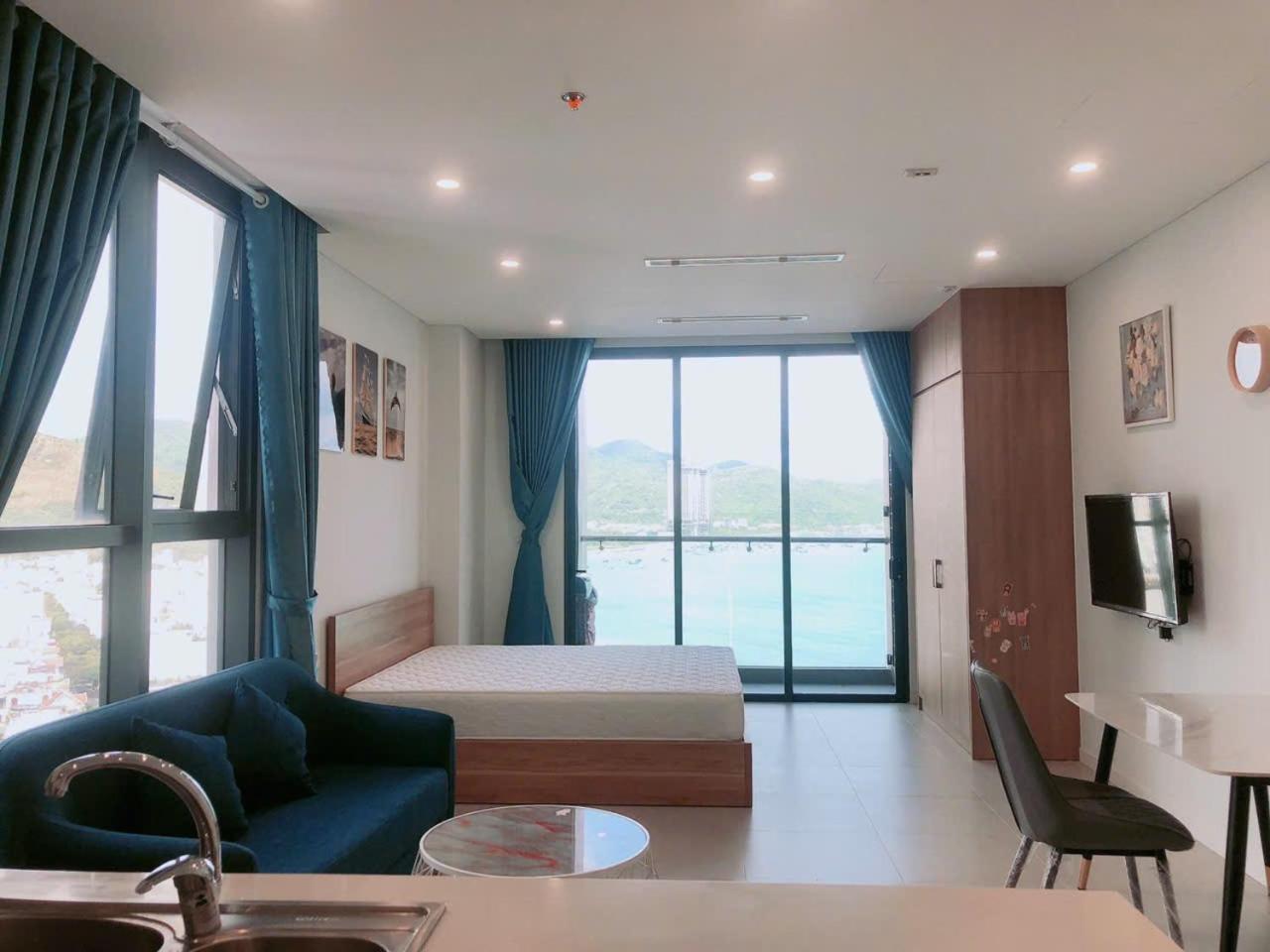 Апартаменты Scenia Bay Oceanfront By Housing Нячанг Экстерьер фото