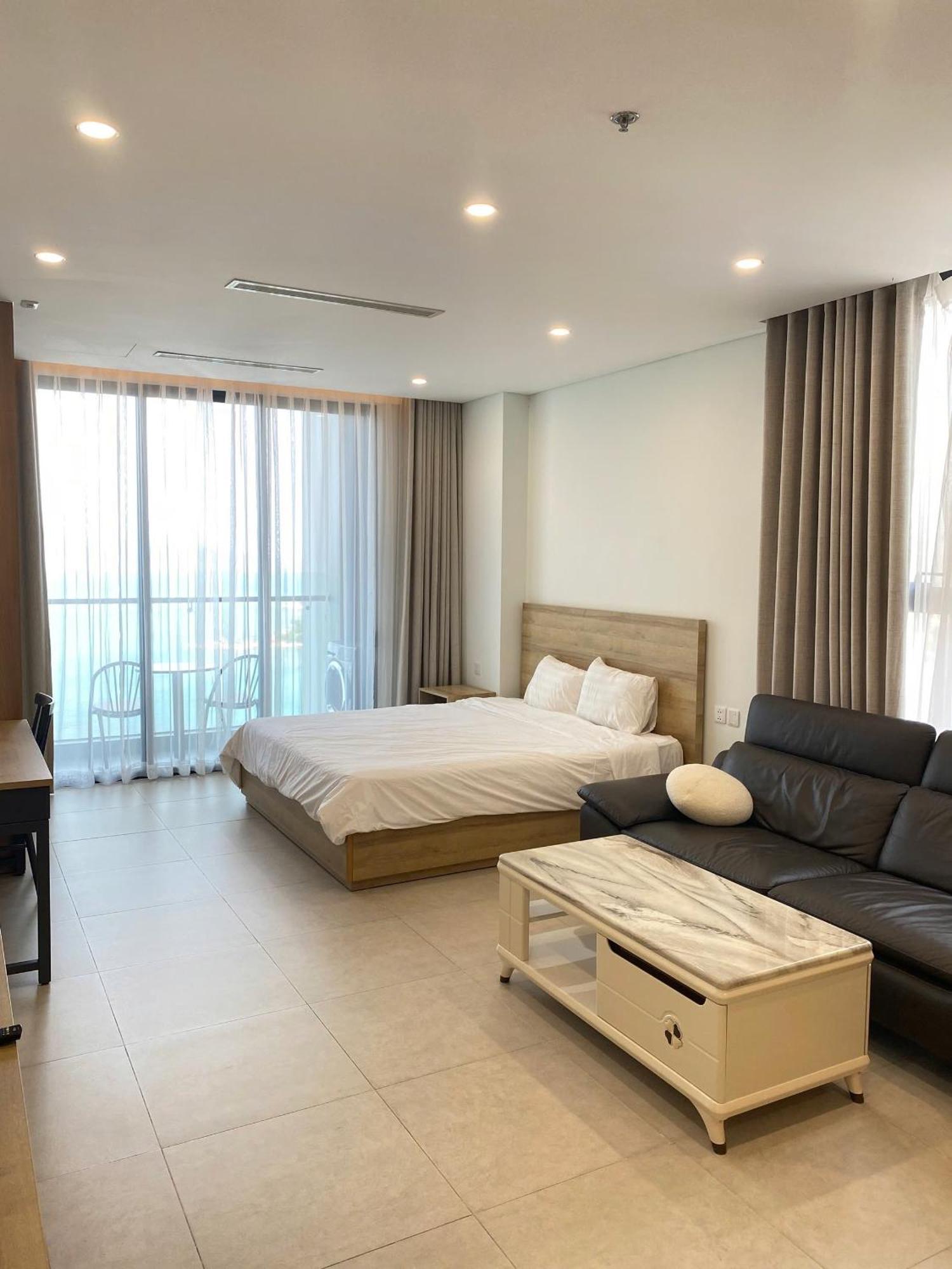 Апартаменты Scenia Bay Oceanfront By Housing Нячанг Экстерьер фото